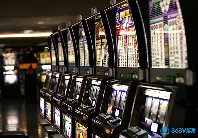 Hướng dẫn chơi slot machine tại casino - Tiến hành đặt cược