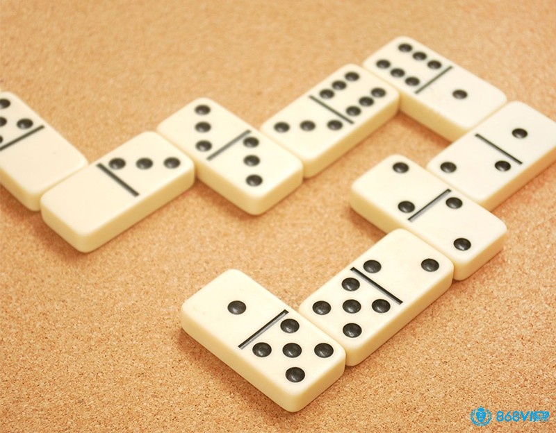 Bộ cờ Domino có những đặc điểm gì?