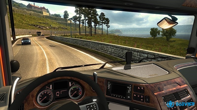 Trong Euro Truck Simulator bạn có thể trải nghiệm điều khiển xe tải chân thực như ngoài đời