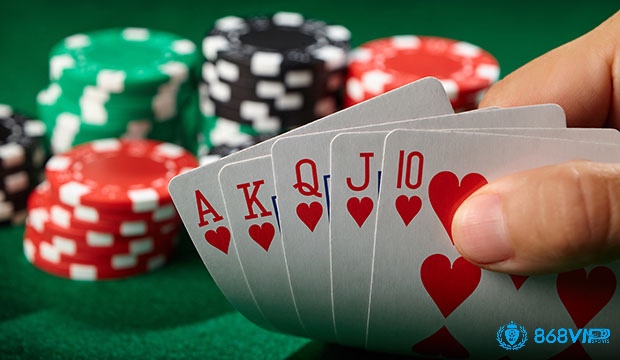 Hướng dẫn cách chơi poker chuẩn xác từ A-Z cho người mới bắt đầu