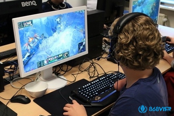 Sử dụng thiết bị và phần mềm hỗ trợ phù hợp giúp nâng cao hiệu suất chơi game lên đến 30%