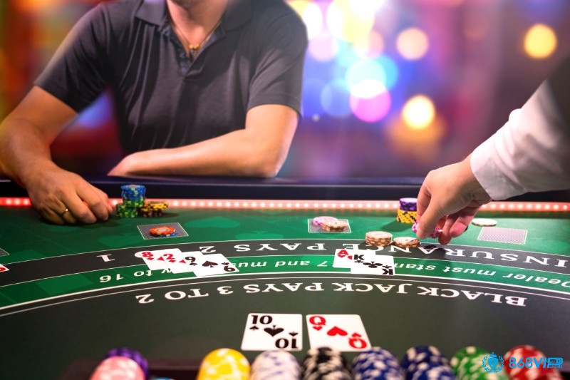 Khi chơi Blackjack trực tuyến, việc lựa chọn nền tảng uy tín là một trong những bí quyết chơi Blackjack quan trọng nhất