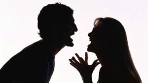 Giải mã giấc mơ cãi nhau với người lạ - Ý nghĩa và điềm báo