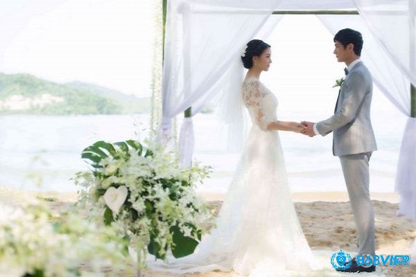 Giấc mơ làm đám cưới thiếu vắng người thân thường biểu thị nỗi lo không được ủng hộ hay chấp thuận trong những quyết định quan trọng